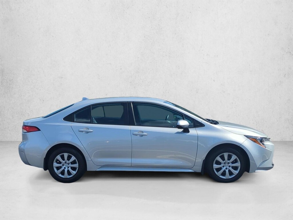 Certified 2025 Toyota Corolla LE Sedan