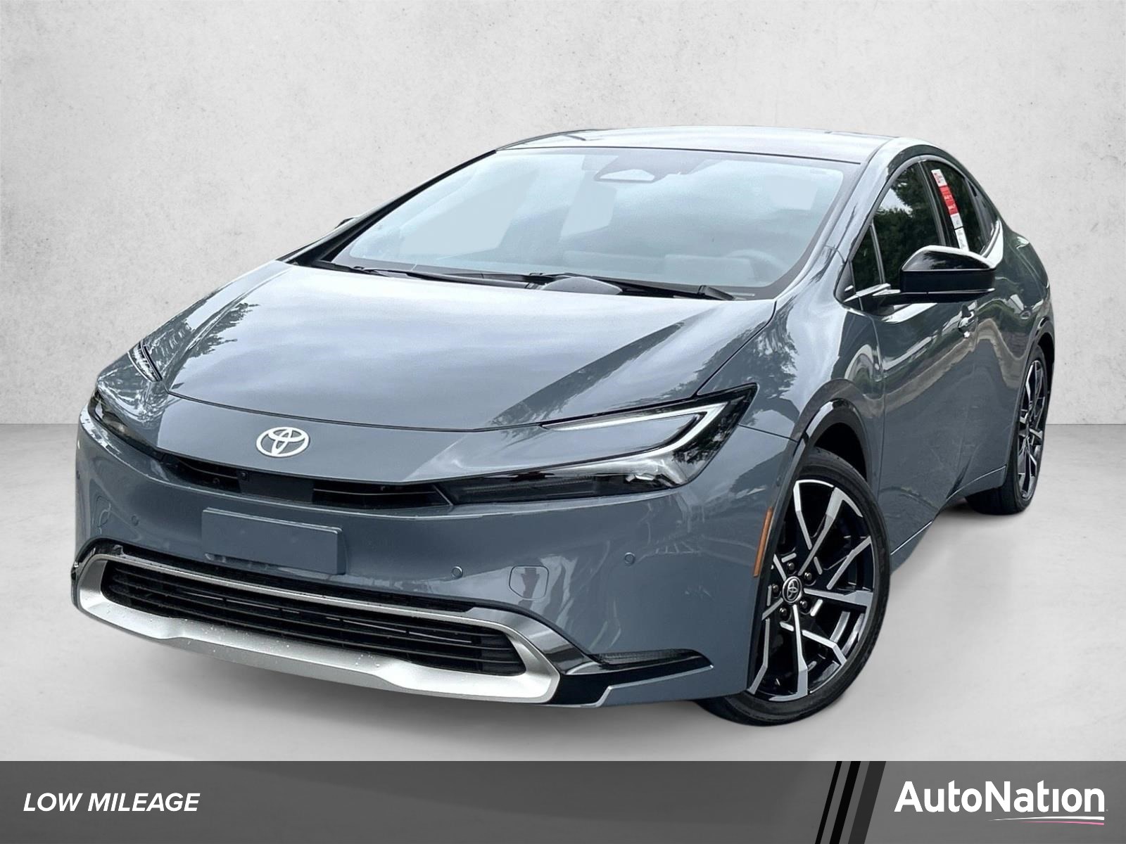  Toyota Prius Plug-In Hybrid