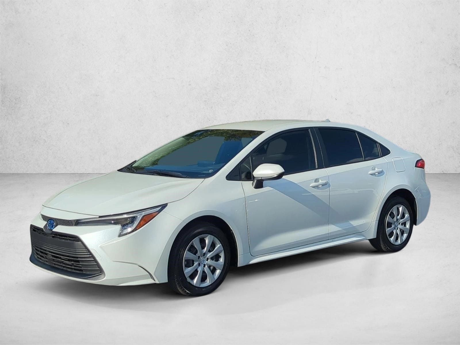 2025 Toyota Corolla LE's photo