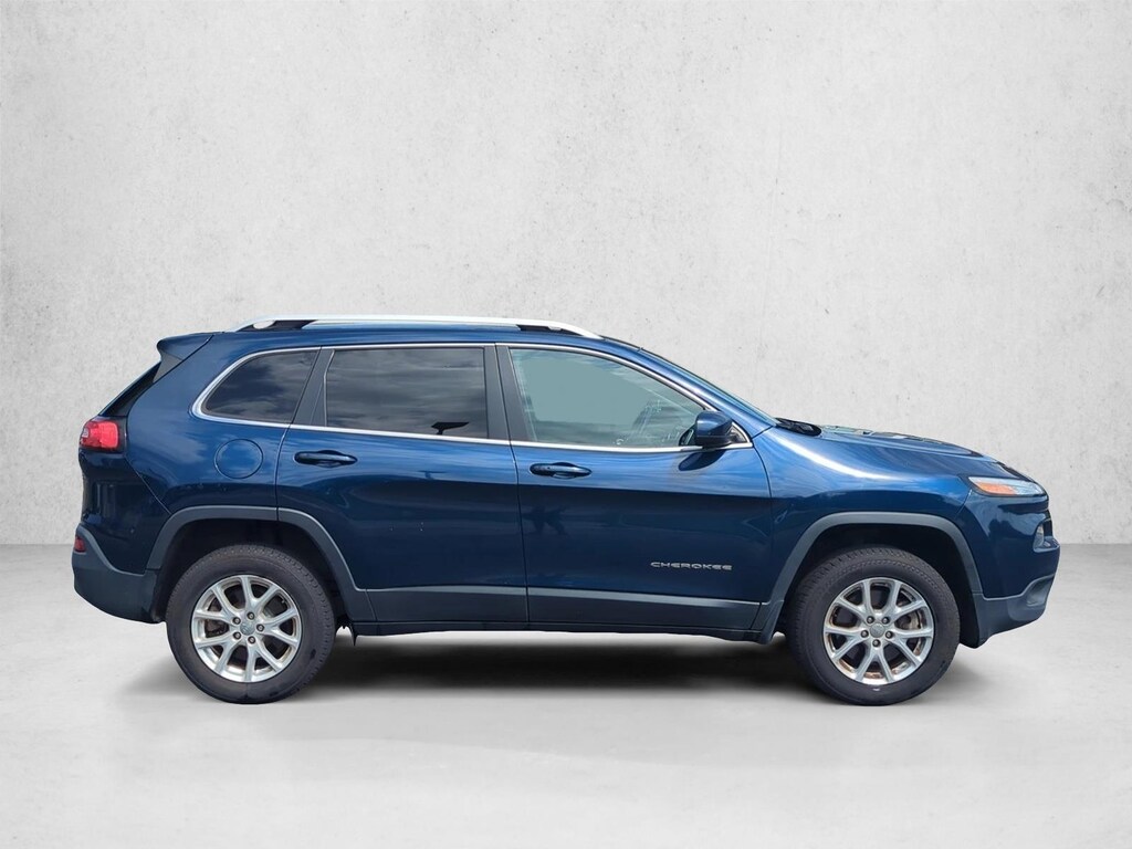 Used 2018 Jeep Cherokee Latitude Plus 4x4 SUV