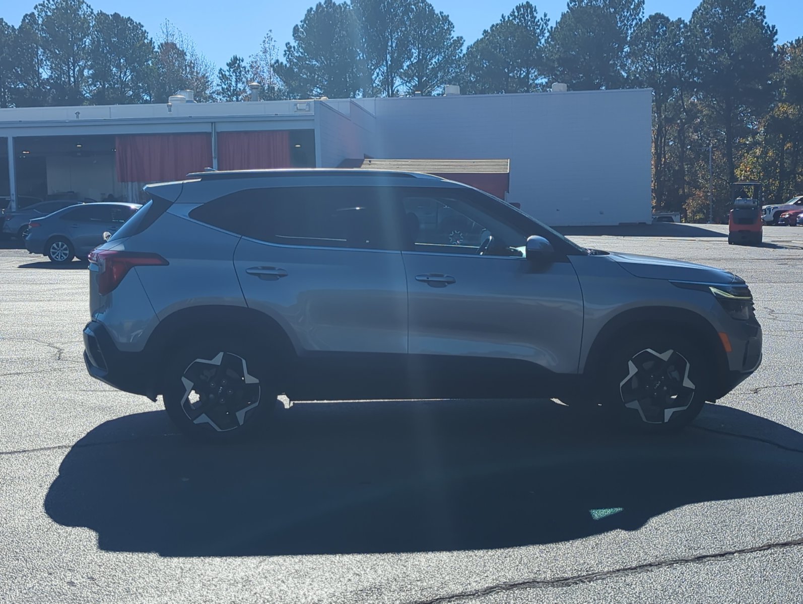 2024 Kia Seltos EX photo 4