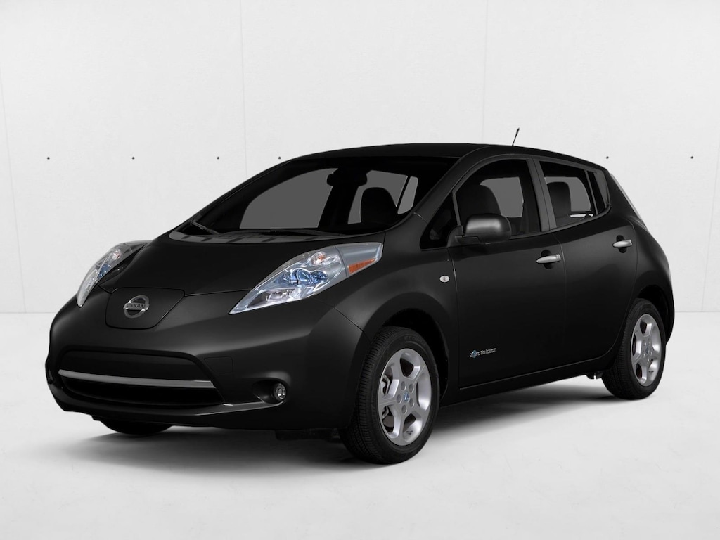 Used 2015 Nissan LEAF S Hatchback