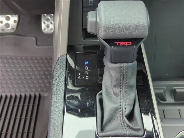 2025 Toyota Tundra SR5 - Photo 15