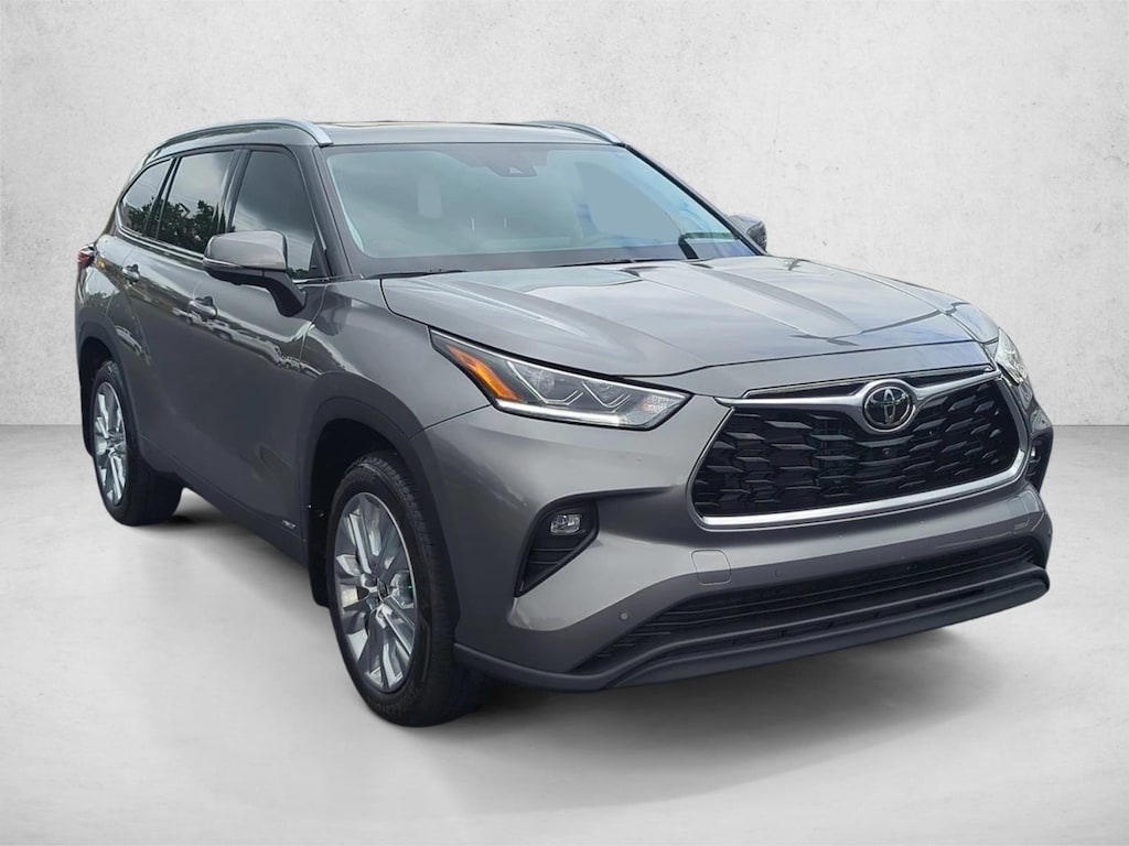 Certified 2026 Toyota Highlander Hybrid Limited SUV