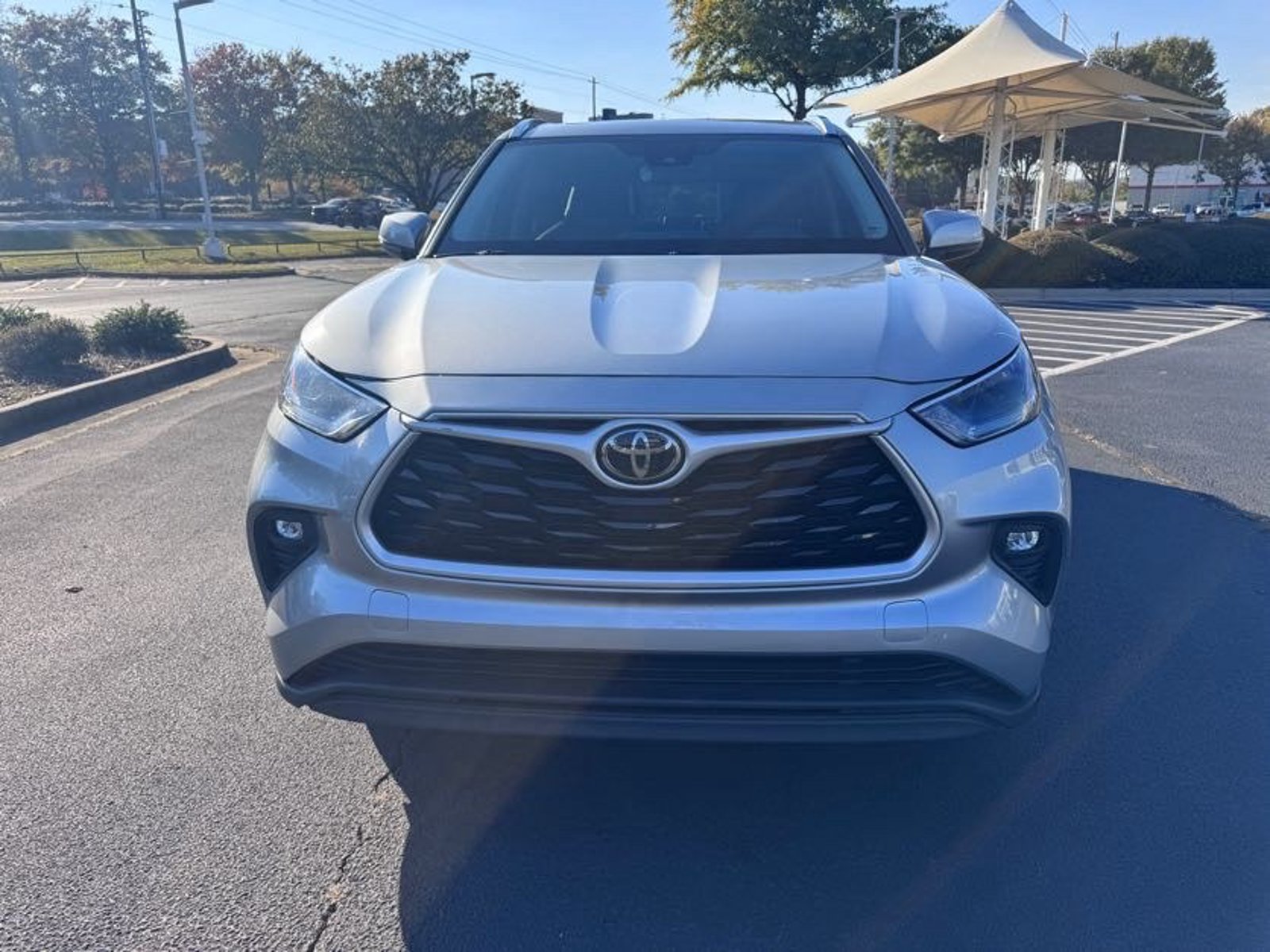 Used 2021 Toyota Highlander XLE SUV