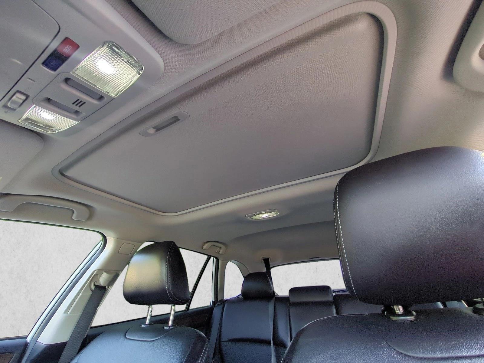 2018 Subaru Outback Limited - Photo 16