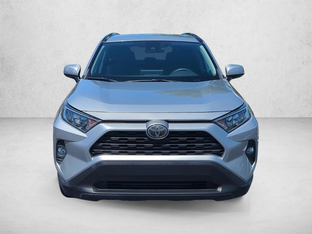 Used 2020 Toyota RAV4 XLE SUV