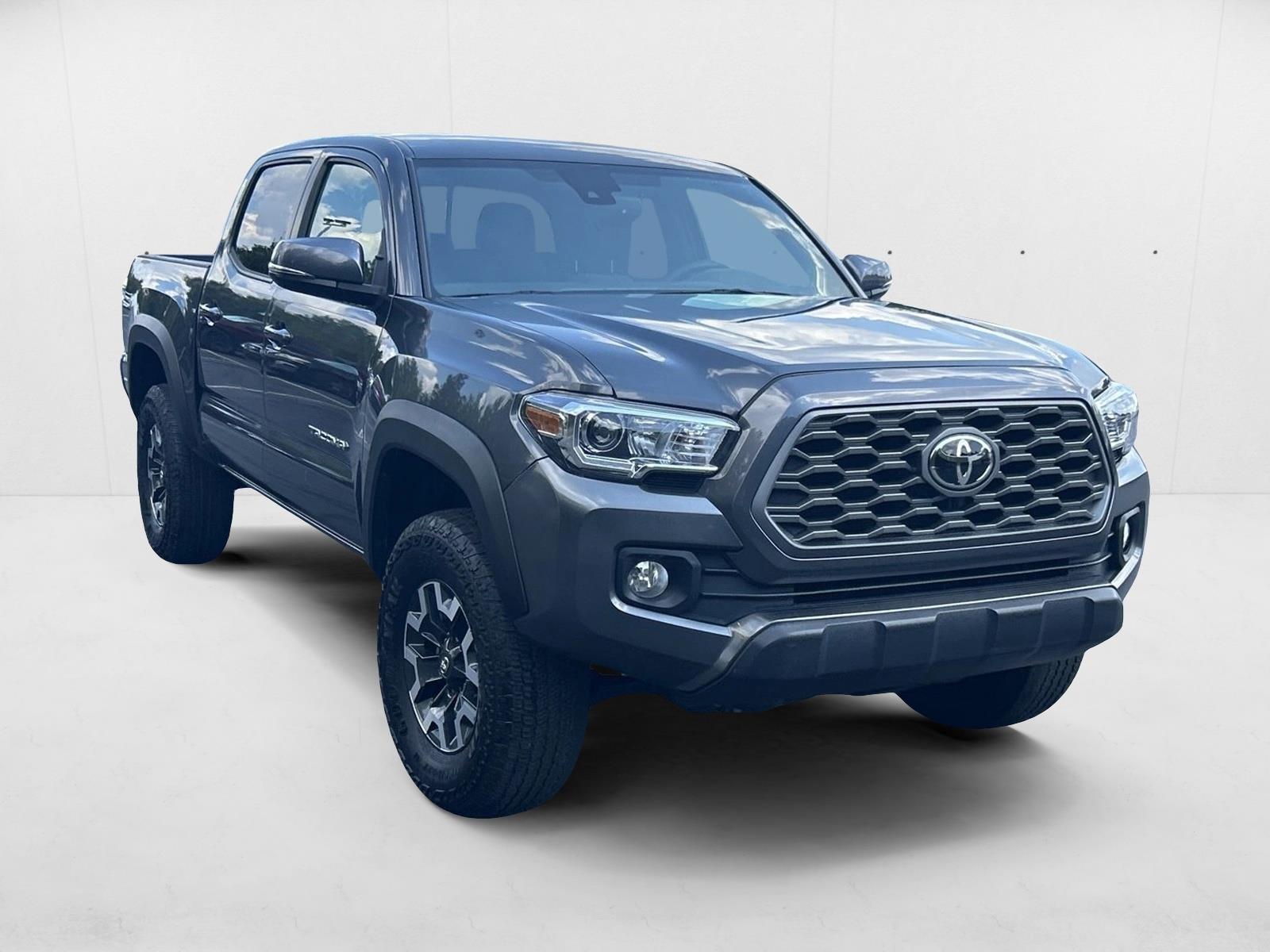 2023 Toyota Tacoma TRD V6 photo 2