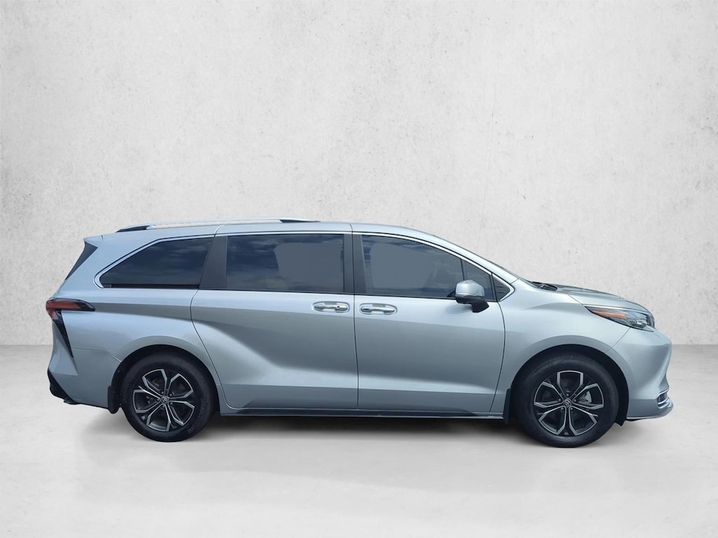 Certified 2025 Toyota Sienna Platinum 7 Passenger Van Passenger Van