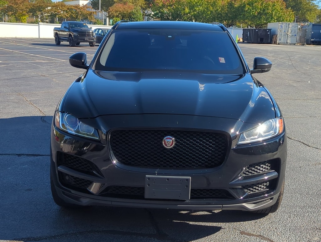 Used 2018 Jaguar F-PACE 25t Premium SUV