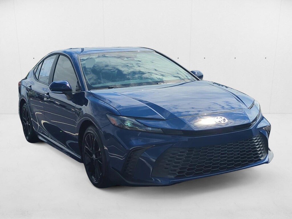 Used 2025 Toyota Camry SE Sedan