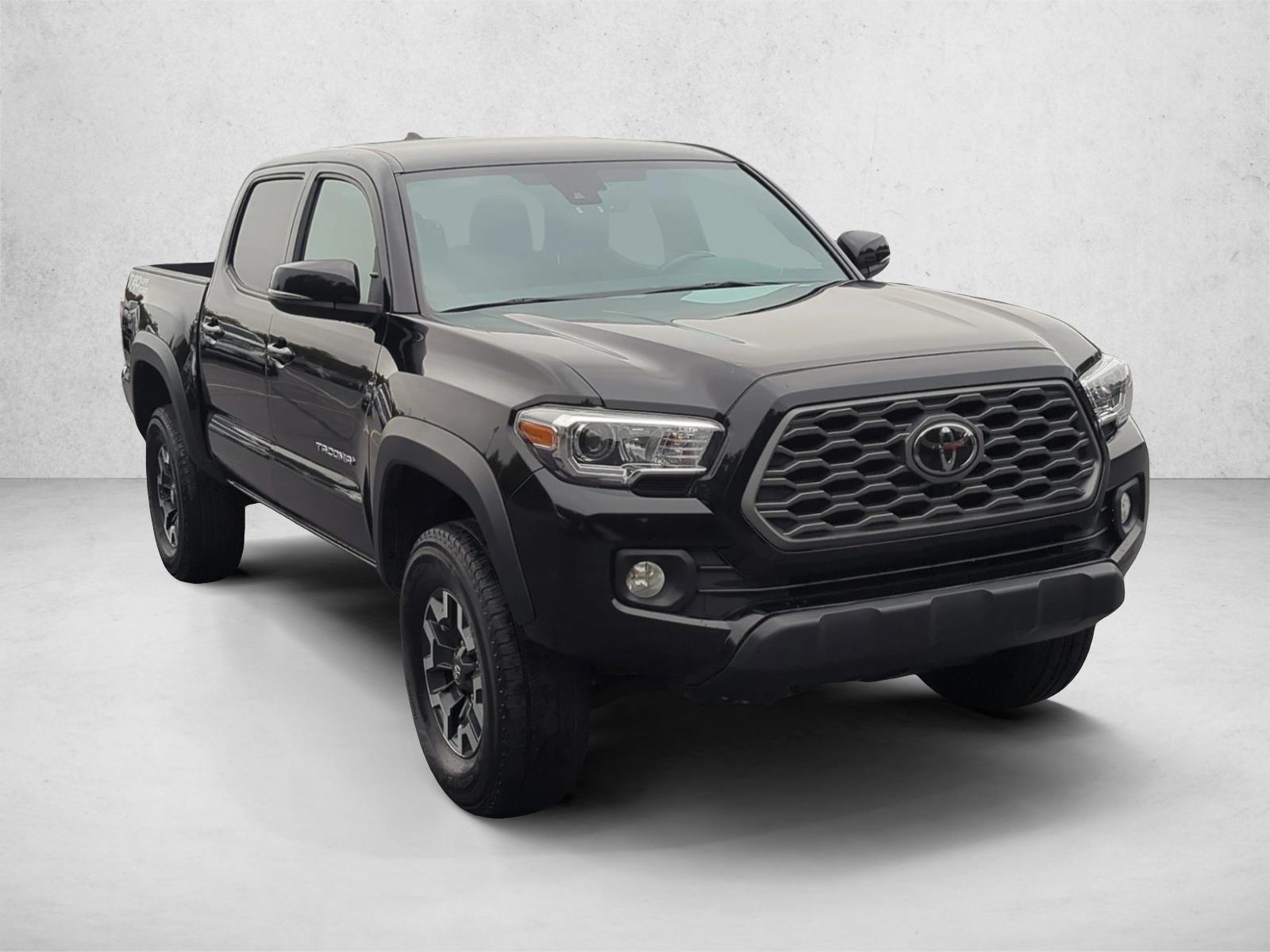 2023 Toyota Tacoma TRD V6 photo 3