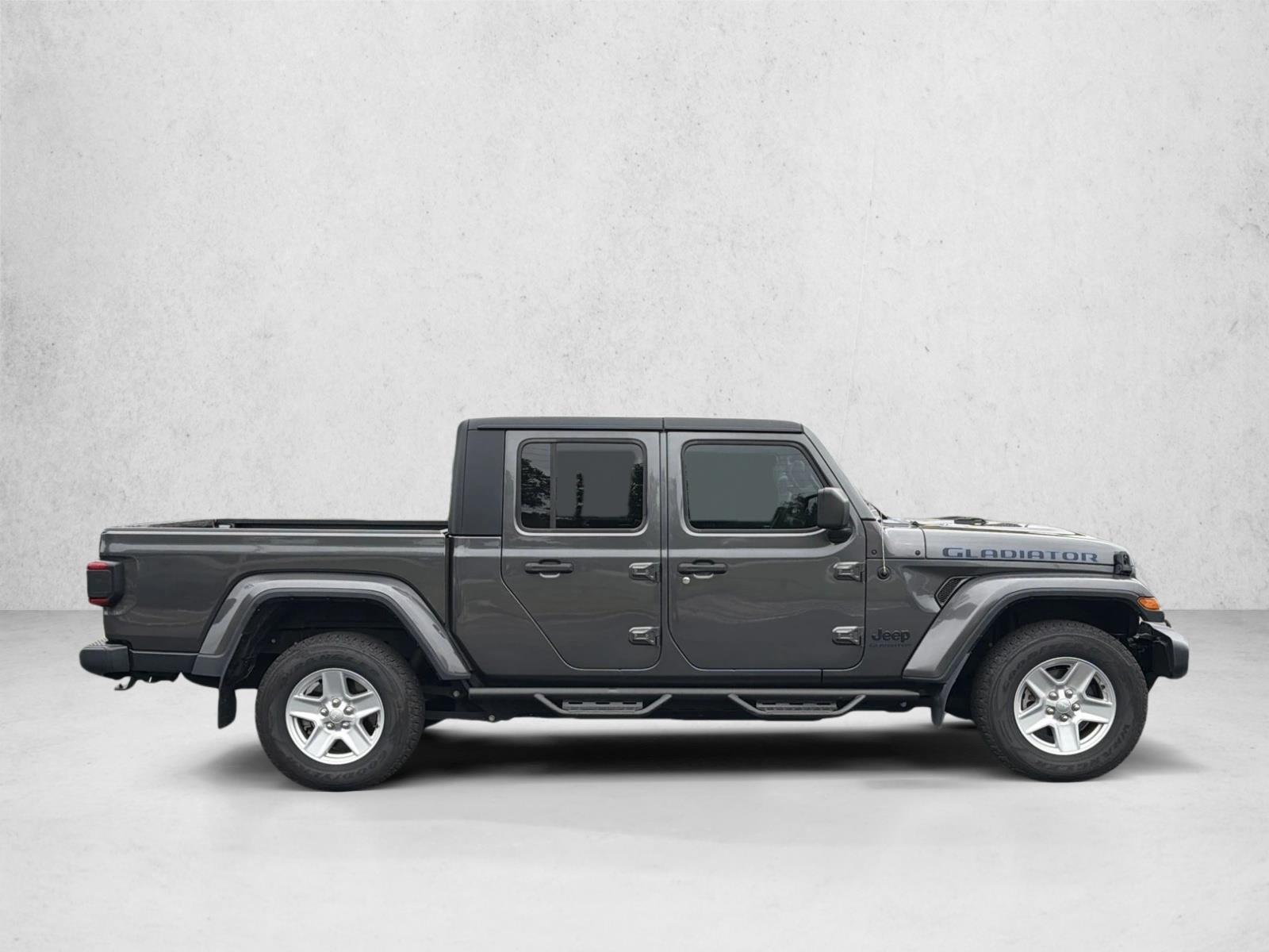 Used 2022 Jeep Gladiator Sport Truck Crew Cab