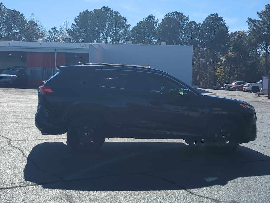 Used 2023 Toyota RAV4 Hybrid SE SUV