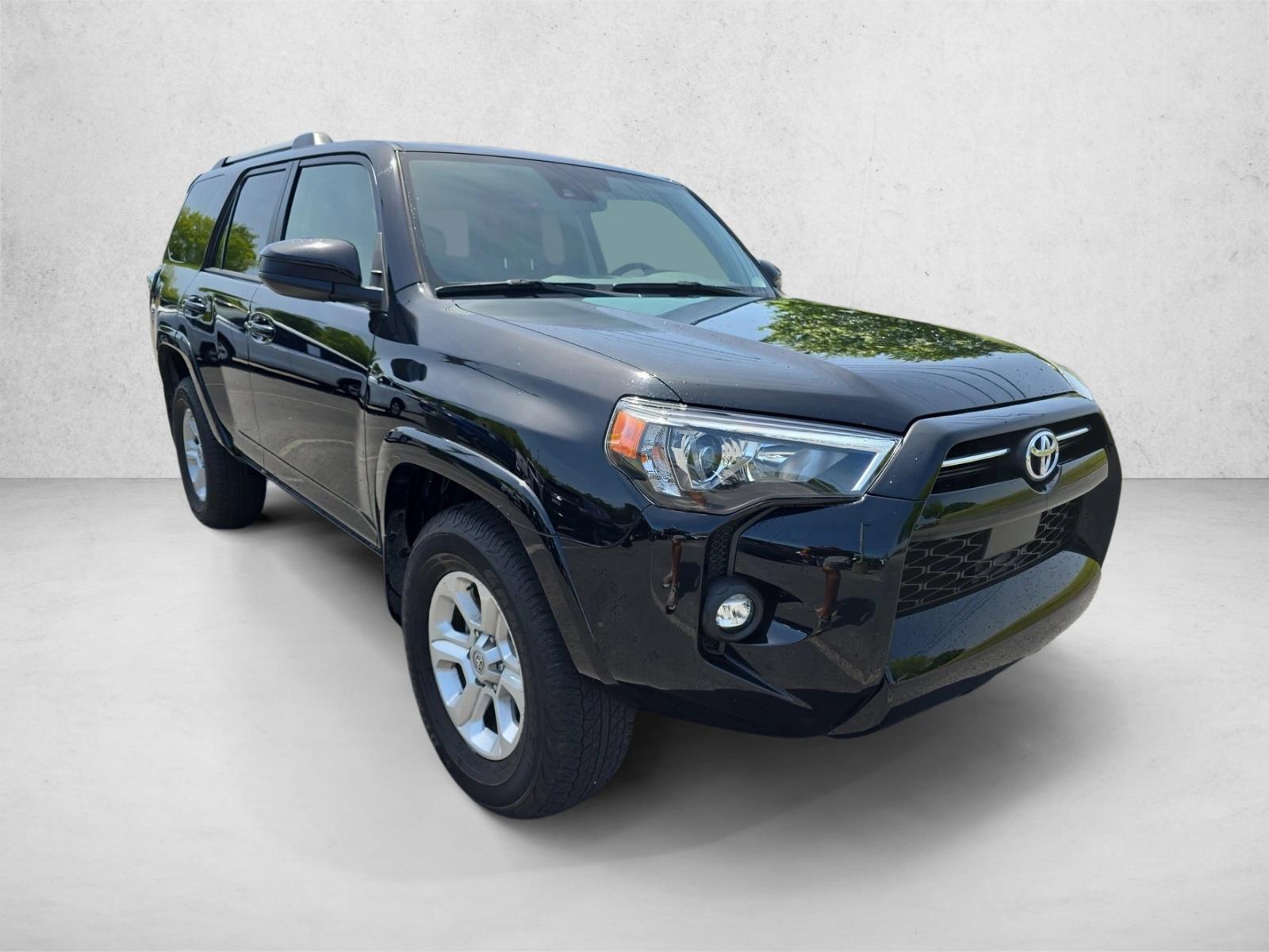 2024 Toyota 4Runner SR5 photo 3