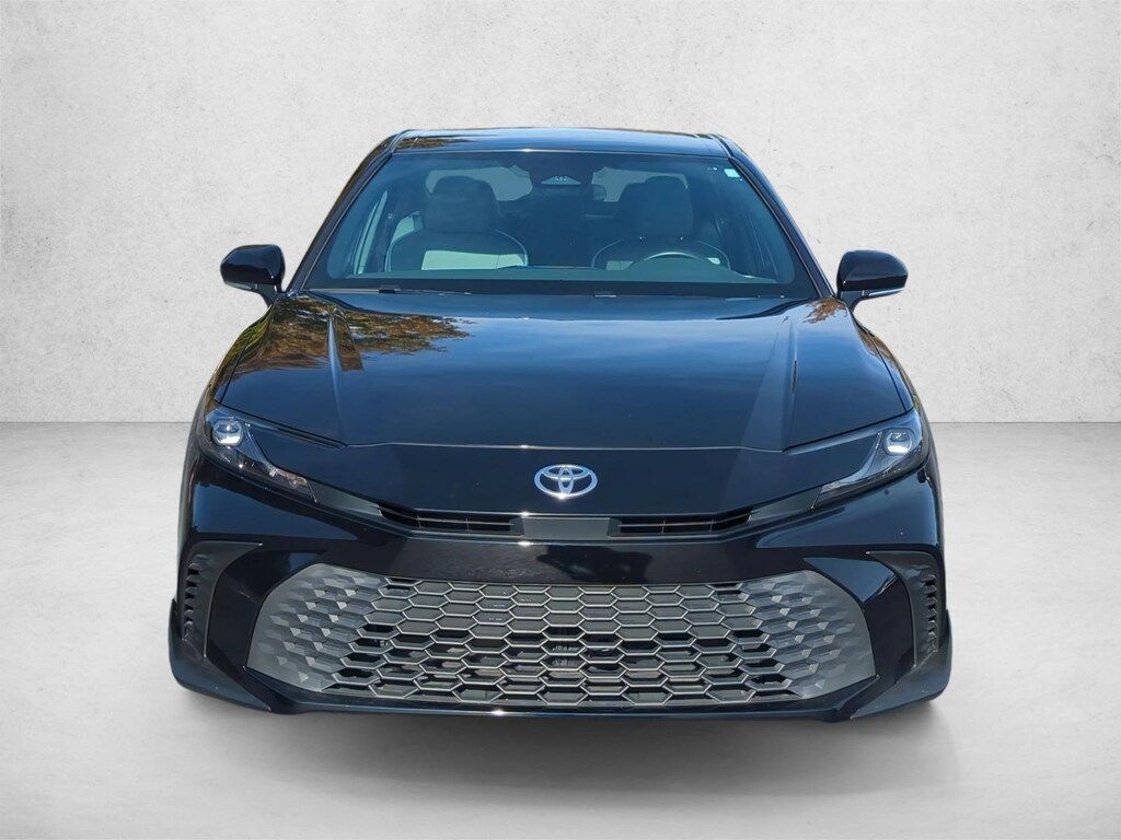 Used 2025 Toyota Camry SE Sedan