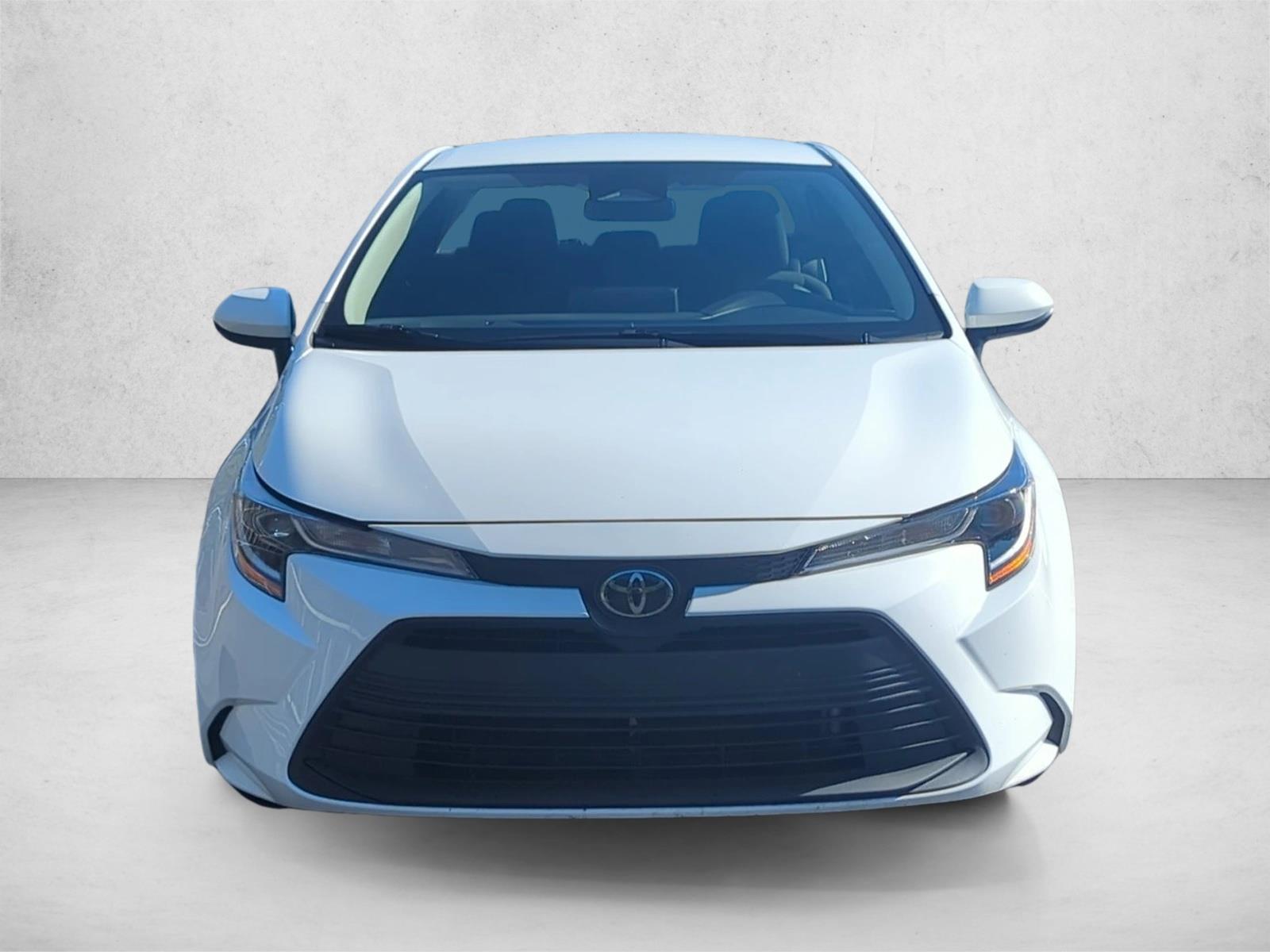 2024 Toyota Corolla LE photo 2