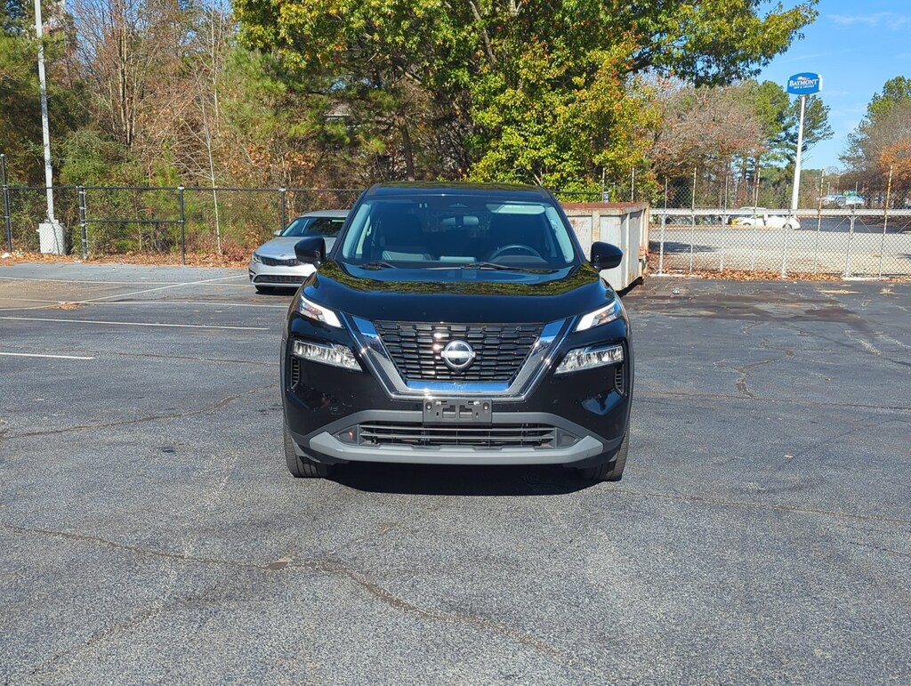 Used 2023 Nissan Rogue SV SUV