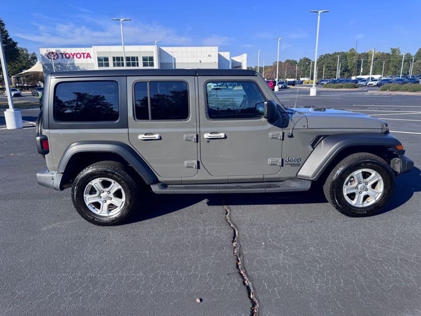 Used 2019 Jeep Wrangler Unlimited Sport 4x4 SUV