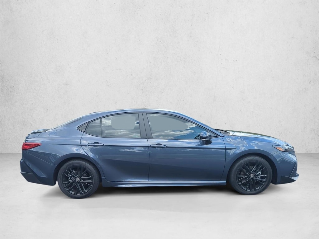 Used 2026 Toyota Camry SE Sedan