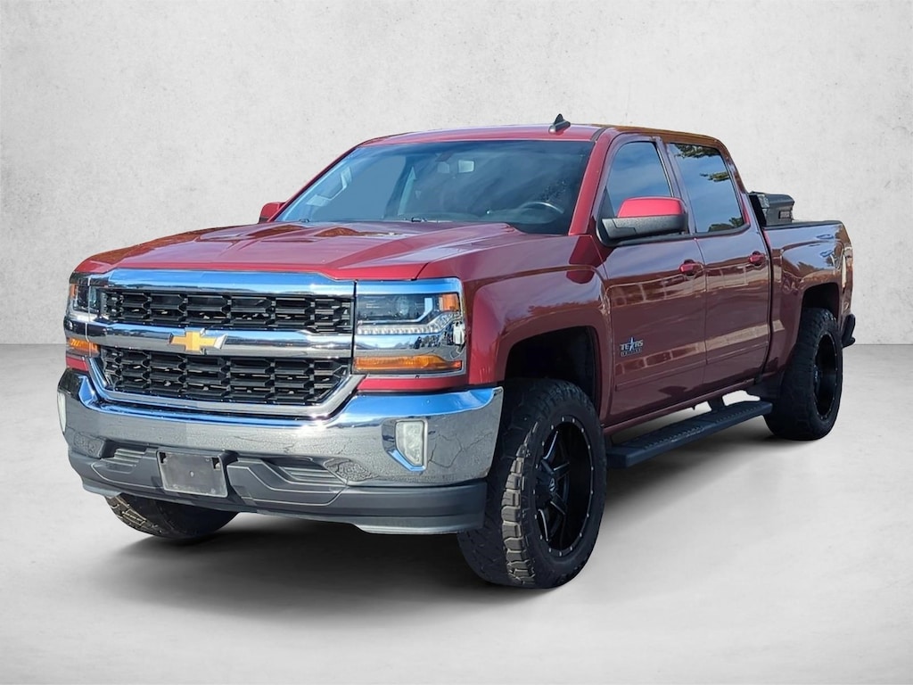 Used 2018 Chevrolet Silverado 1500 LT w/1LT Truck Crew Cab