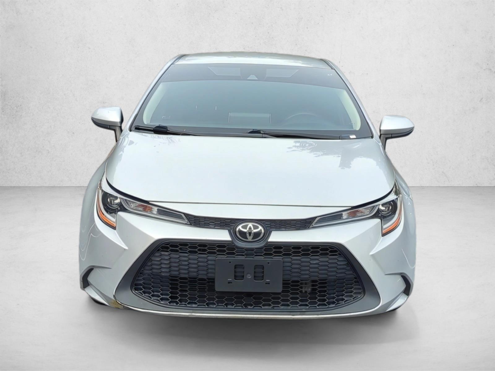 2020 Toyota Corolla LE photo 2