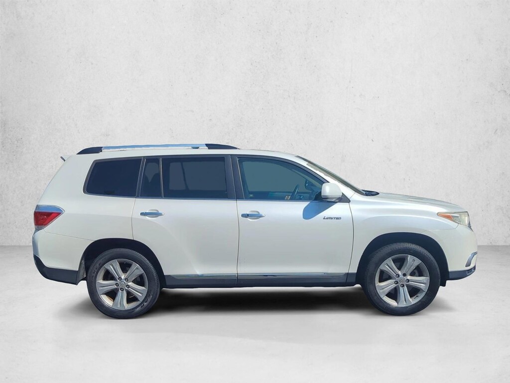 Used 2012 Toyota Highlander Limited V6 SUV