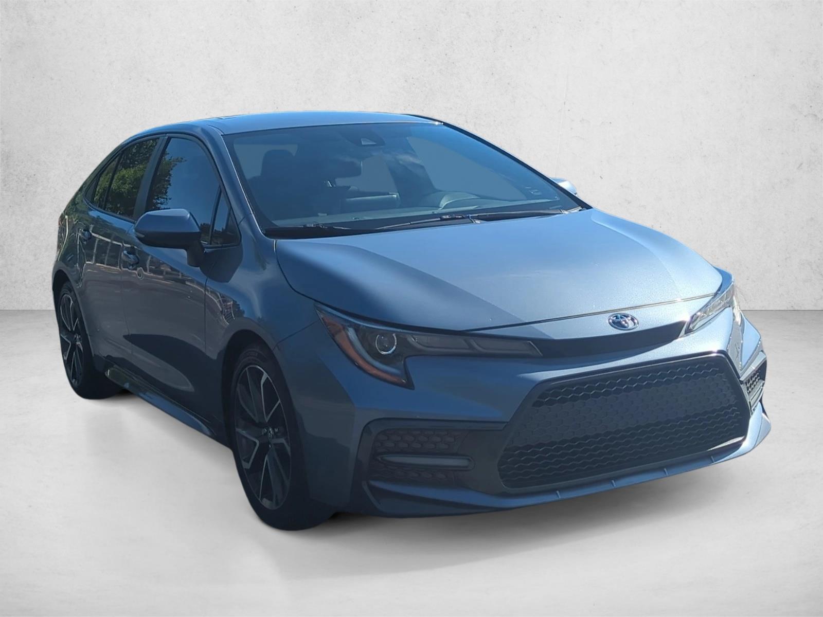 2020 Toyota Corolla SE photo 3