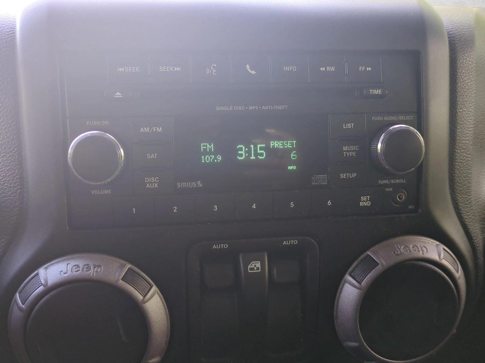 2013 Jeep Wrangler Sport - Photo 14