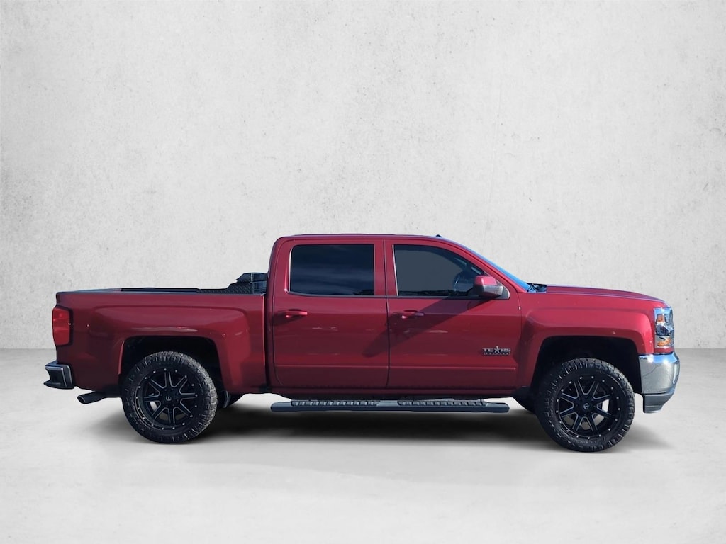 Used 2018 Chevrolet Silverado 1500 LT w/1LT Truck Crew Cab