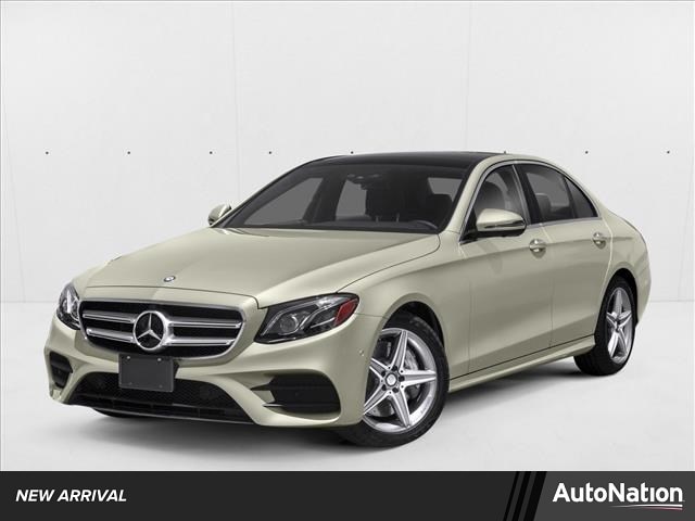 2018 Mercedes-Benz E-Class E300 4MATIC's photo