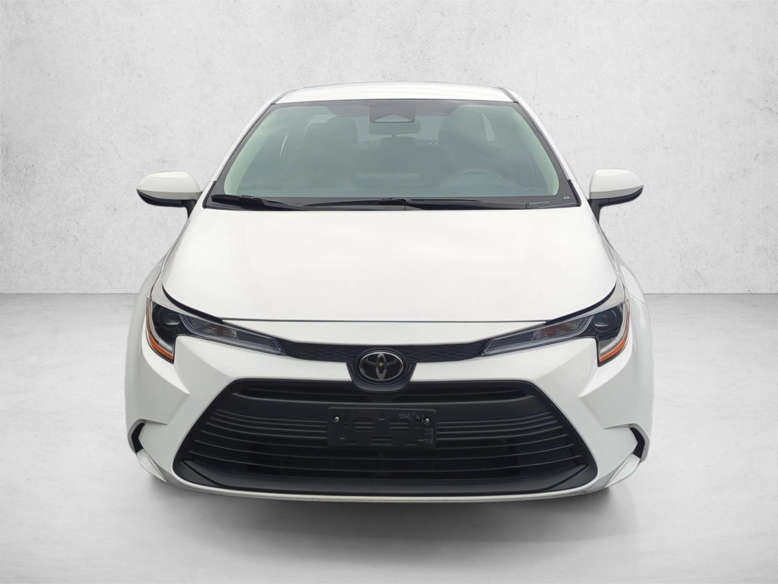 2024 Toyota Corolla LE photo 2