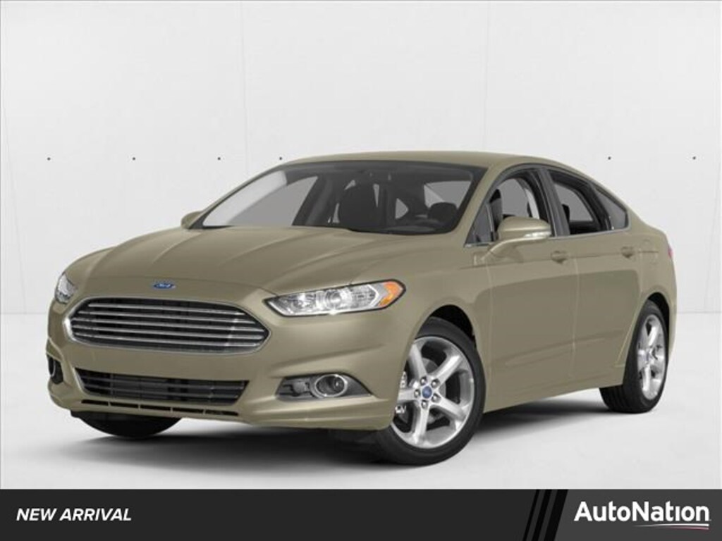 Used 2015 Ford Fusion SE Sedan