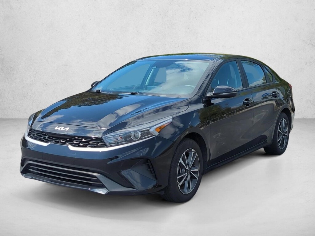 Used 2023 Kia Forte LXS Sedan