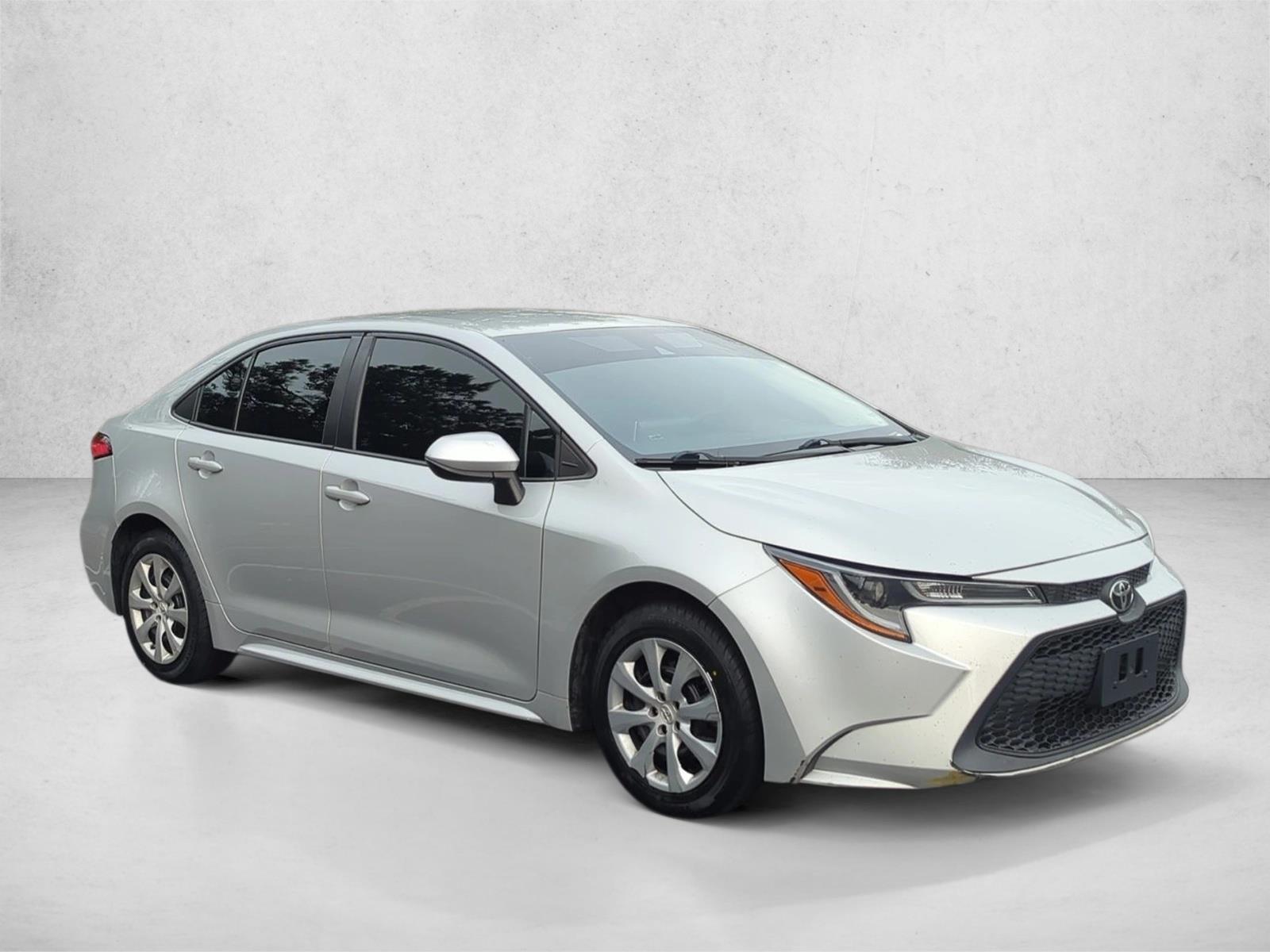 2020 Toyota Corolla LE photo 3