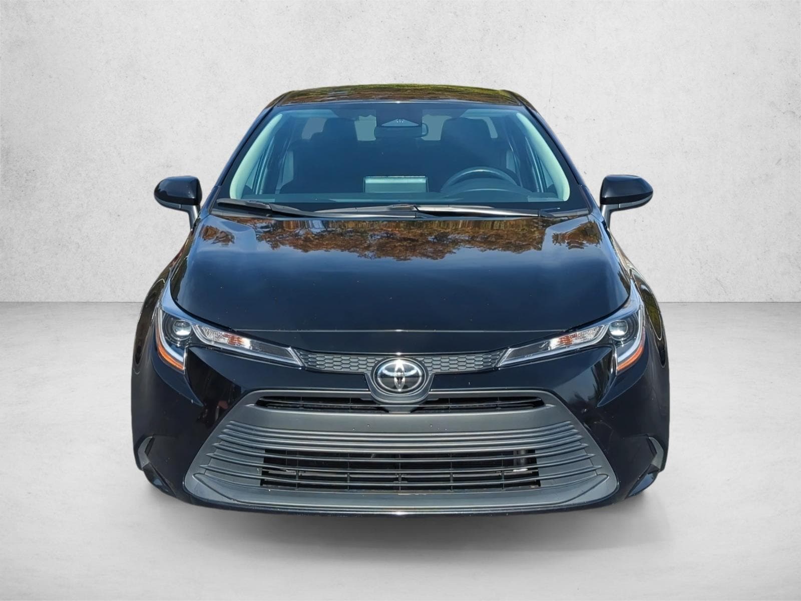 Used 2024 Toyota Corolla LE with VIN 5YFB4MDE9RP127858 for sale in Northfield, Minnesota