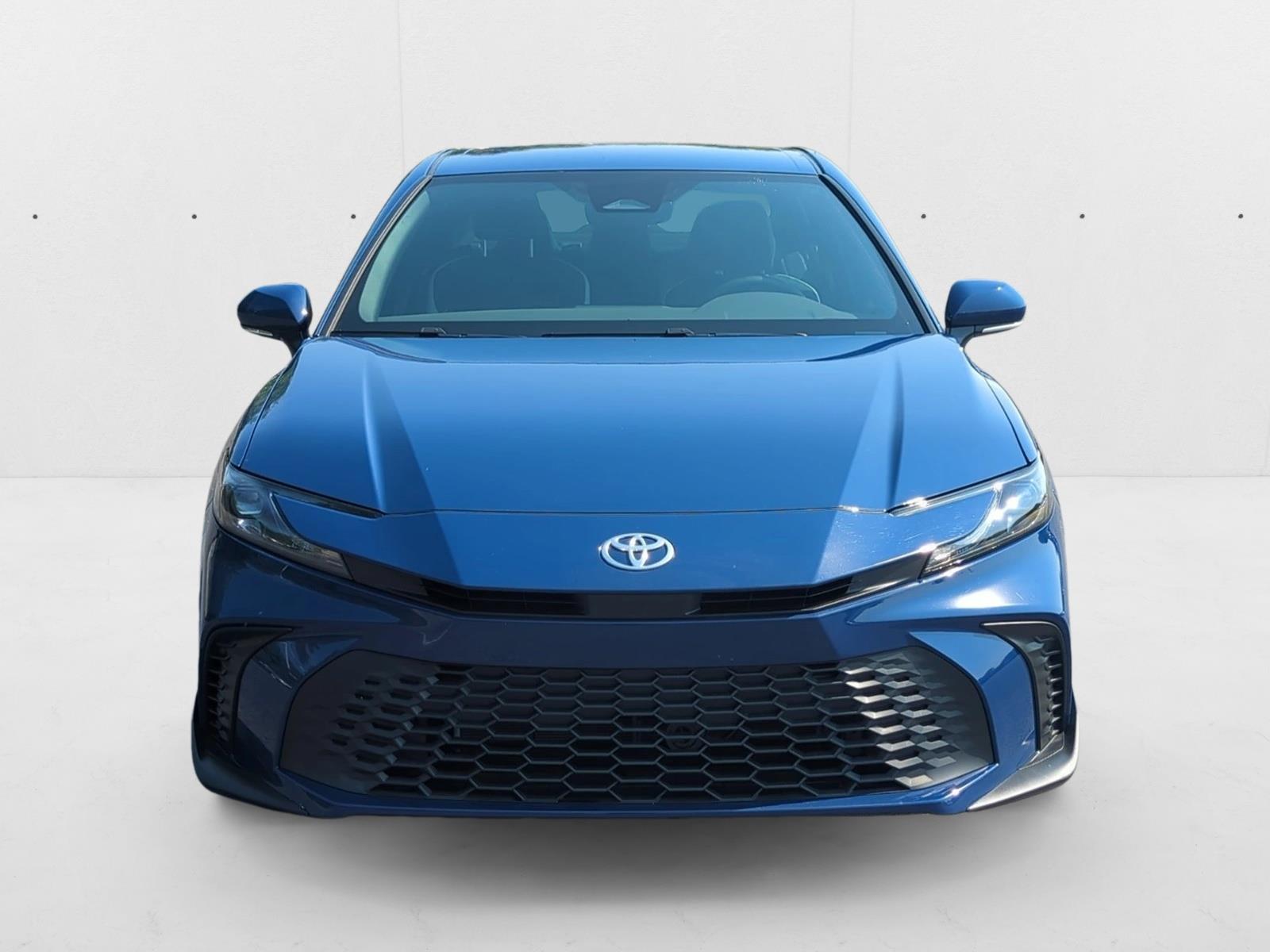 2025 Toyota Camry SE photo 2