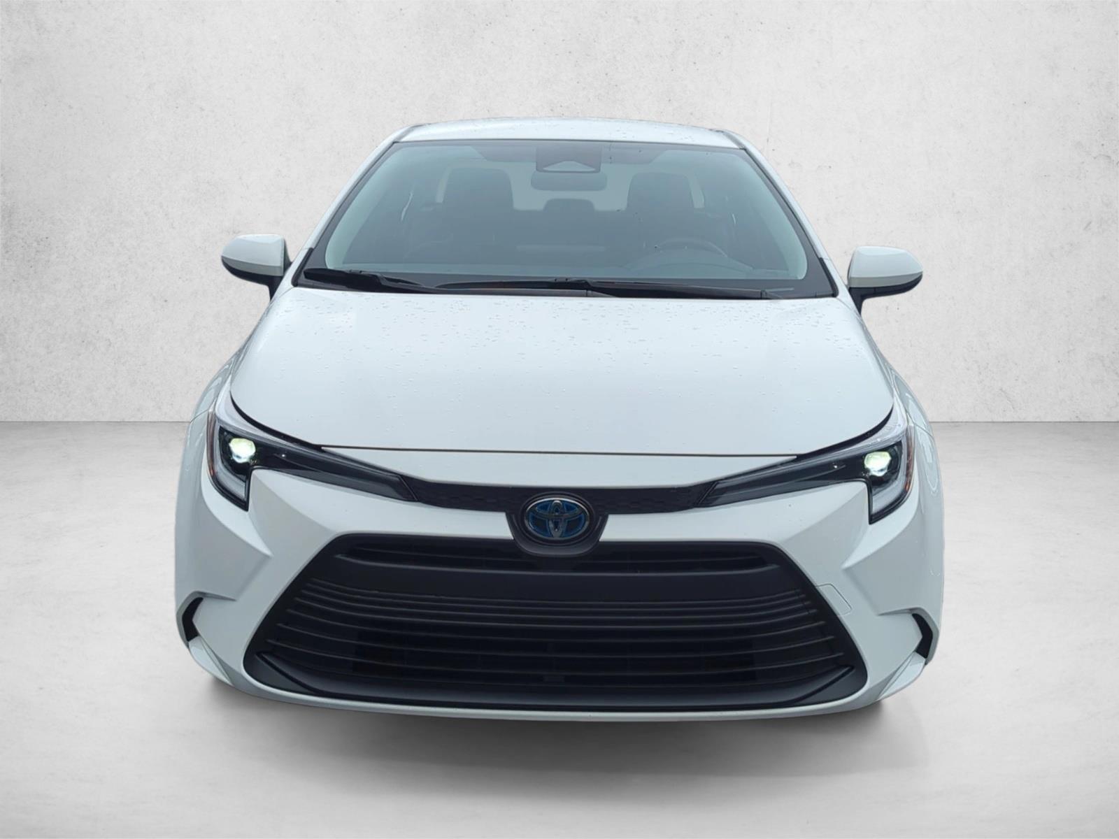 2025 Toyota Corolla Hybrid LE photo 2