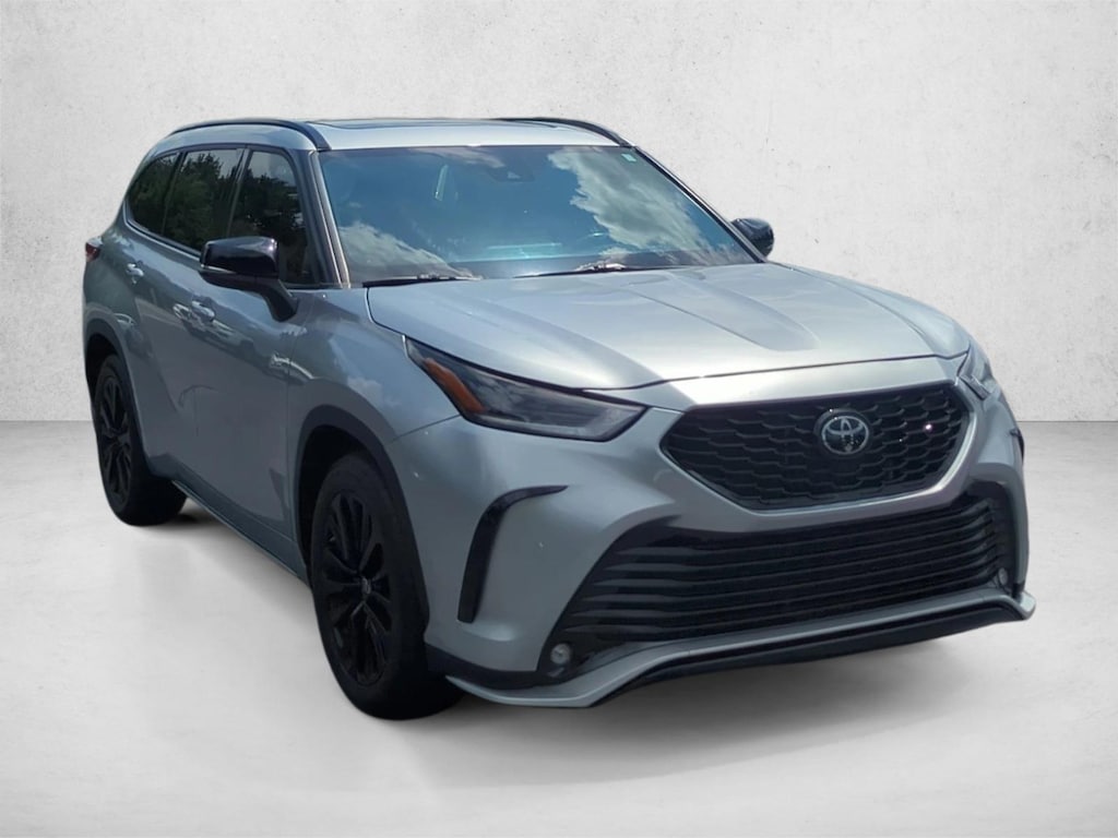 Used 2023 Toyota Highlander XSE SUV