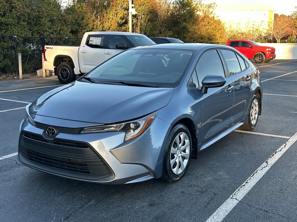 Certified 2025 Toyota Corolla LE Sedan