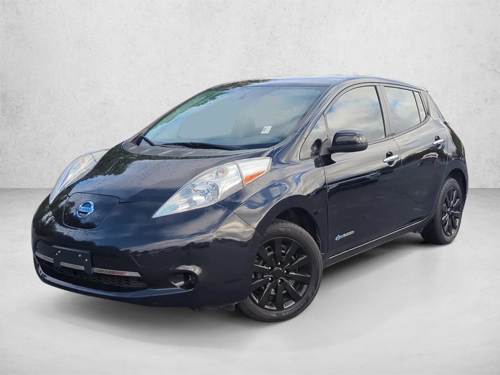 Used 2015 Nissan LEAF S Hatchback