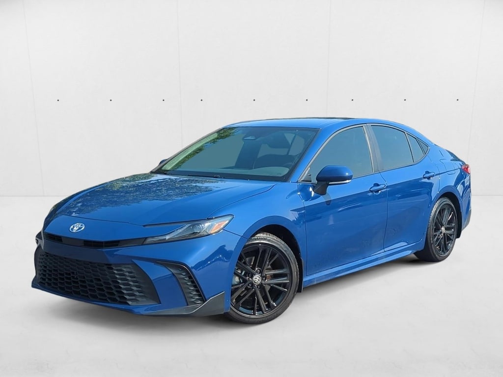 Used 2025 Toyota Camry SE Sedan