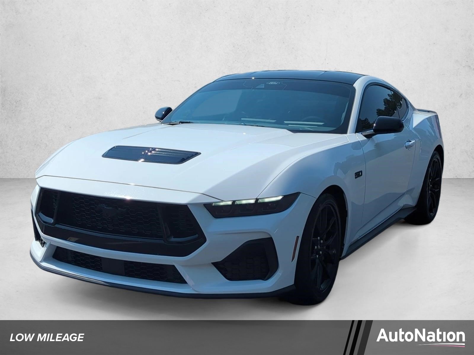 2025 Ford Mustang GT Fastback's photo