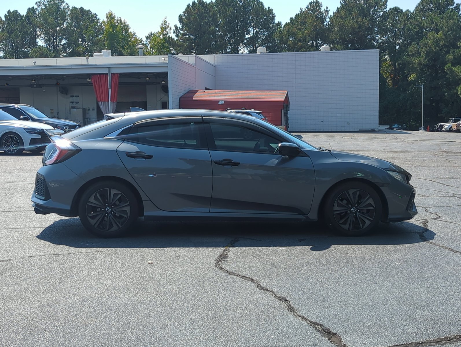 2019 Honda Civic EX Hatchback photo 2