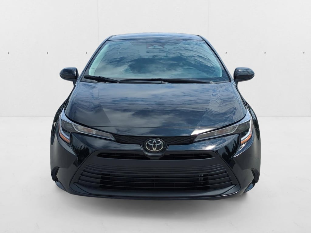 Used 2025 Toyota Corolla LE Sedan