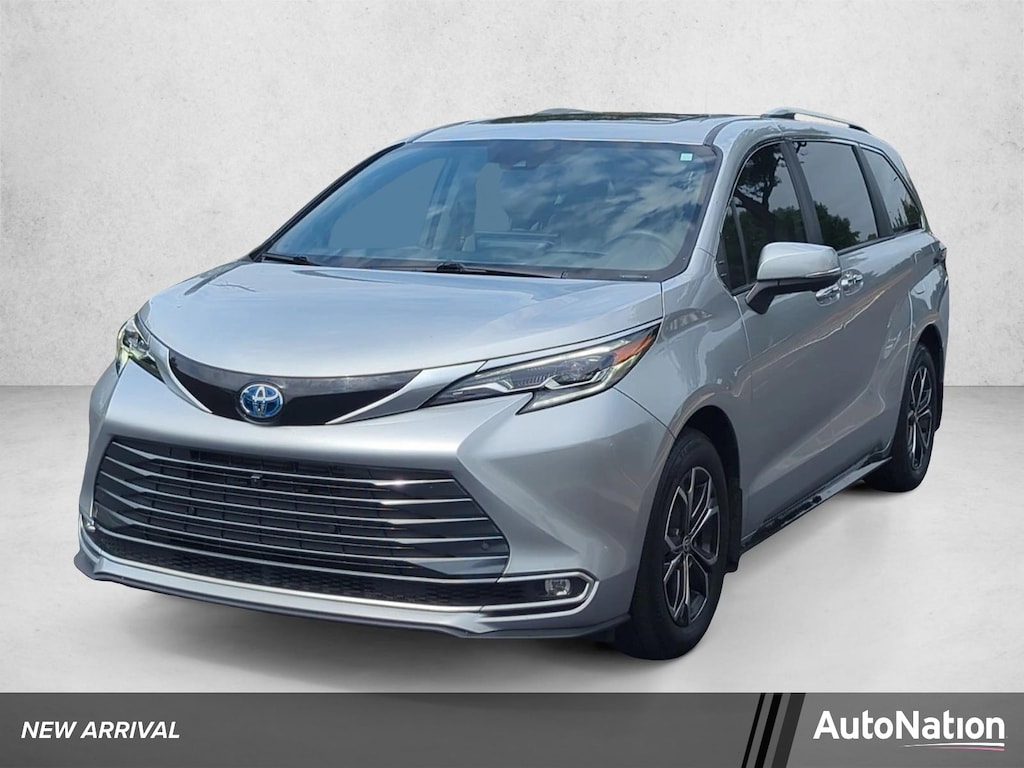 Certified 2025 Toyota Sienna Platinum 7 Passenger Van Passenger Van