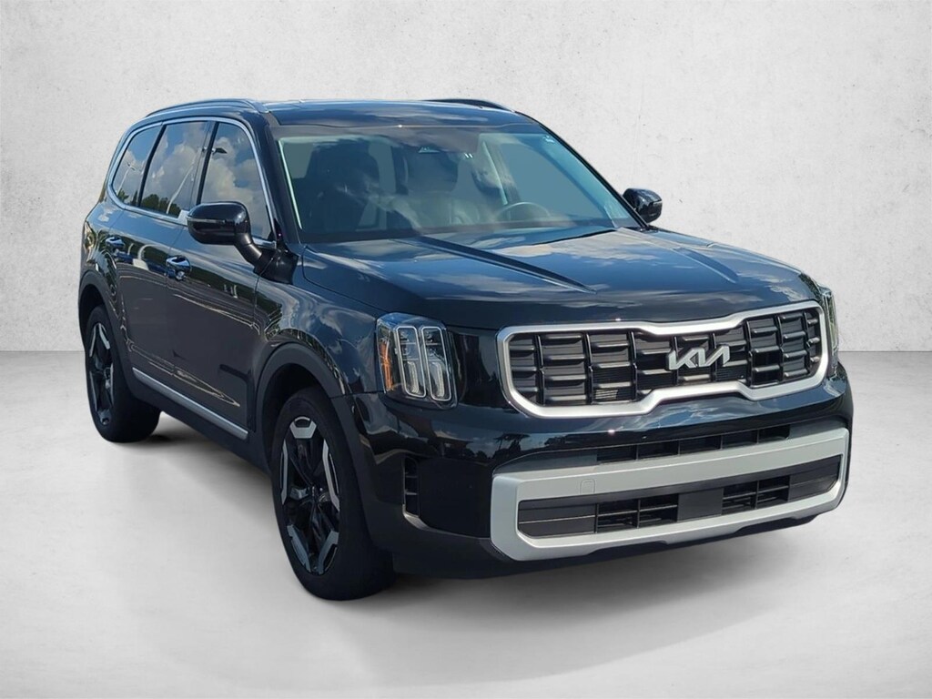 Used 2025 Kia Telluride S SUV