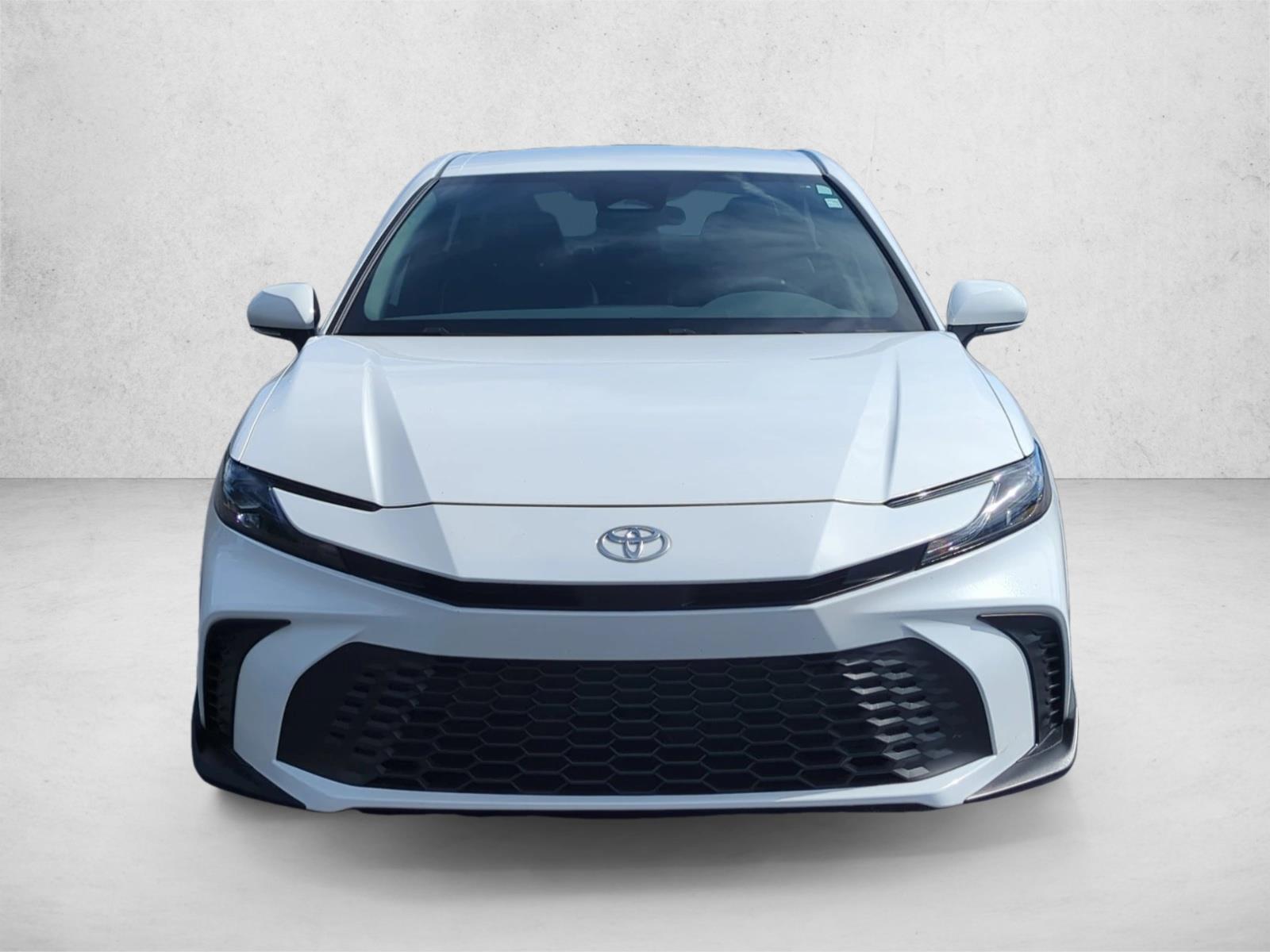 2025 Toyota Camry SE photo 2