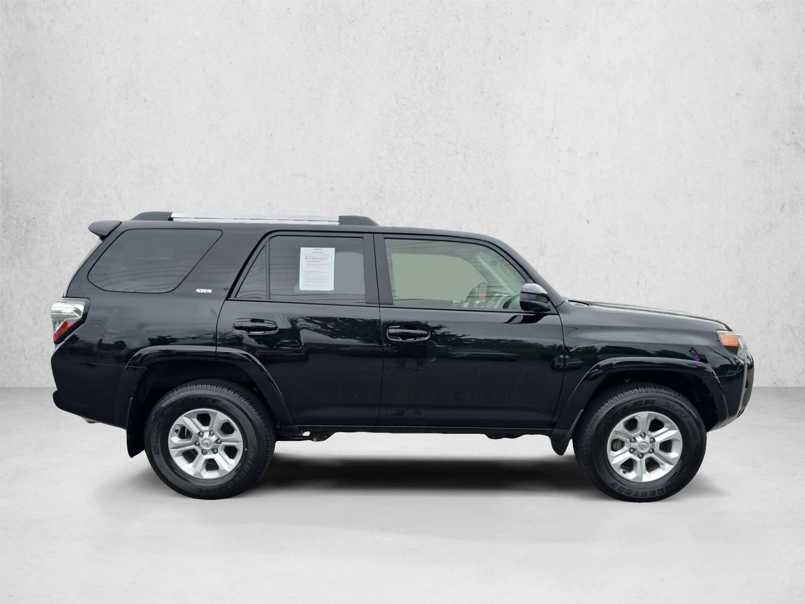 2024 Toyota 4Runner SR5 photo 4
