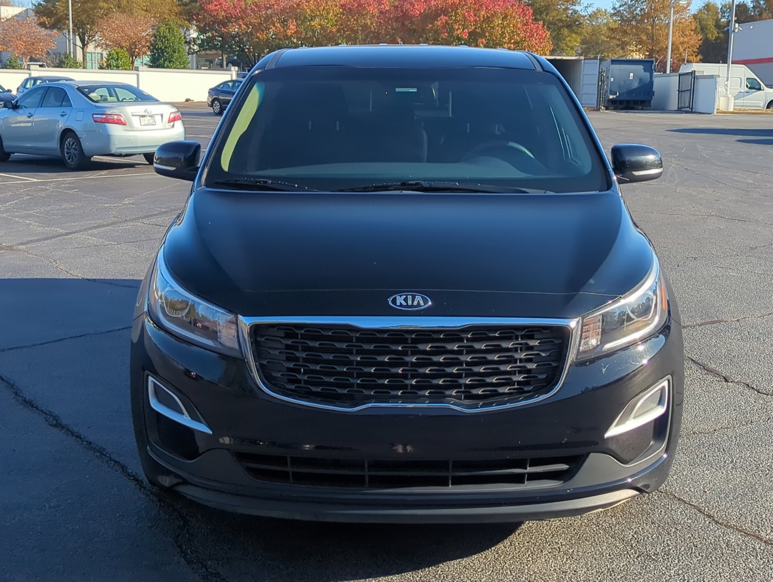 2020 Kia Sedona LX photo 2